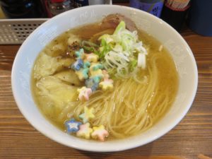 塩ワンタン麺@六花 -Rokka-：ビジュアル