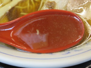 頑固おやじ 涙の醤油らーめん@らーめん勇志郎製麺研究所（小田急相模原駅）スープ