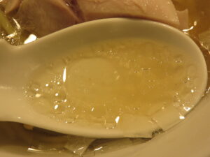 昆布の塩らー麺@昆布の塩らー麺専門店 MANNISH 東日本橋店（東日本橋駅）スープ