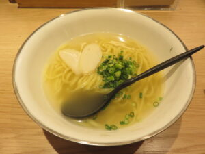 DOKO DOKOそば（オリジナル生麺・あっさりスープ）@沖縄そばダイニング DOKO DOKO（中目黒駅）ビジュアル