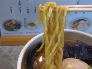 濃厚海老味噌らーめん@Shrimp Noodle マルコ俱楽部（恵比寿駅）麺