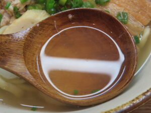 沖縄そば（中）@沖縄そば 青（南阿佐ケ谷駅）スープ