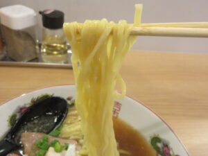 アトリ醤油@麺店ヒカリノアトリエ（つくば駅）麺