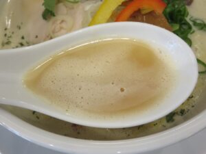 白湯 塩@麺や 志道（松戸駅）スープ