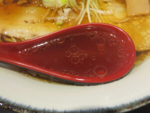 中華蕎麦 醤油@中華蕎麦 かくれんぼ（めじろ台駅）スープ