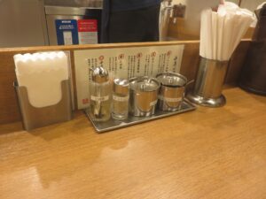 味そらぁめん（並盛）@らぁめん 千寿 御徒町店（上野御徒町駅）卓上