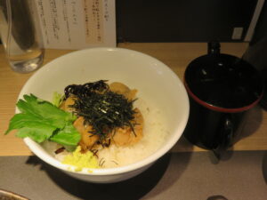 玉子入り帆立の塩そば@Tokyo Style Noodle ほたて日和（秋葉原駅）帆立と昆布の佃煮ご飯