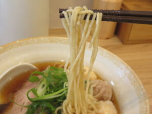 肉・海老ワンタン麺（黒）@DURAMENTEI（亀戸駅）麺