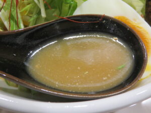 冷やし担々麺@GOMANIA（新高円寺駅）スープ