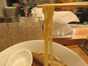 炭火焼鯵煮干しそば@銀座らぁ麺 しら石（新橋駅）麺