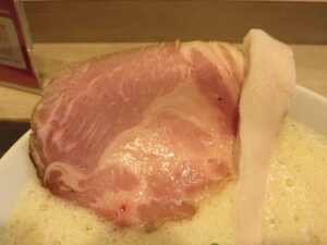 鶏白湯泡ramen-醤油-@鶏白湯泡ramen たまき（高崎駅）具：チューシュー