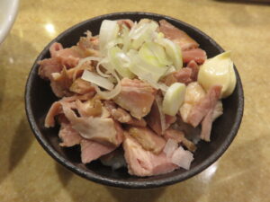中華そば（塩）@中華そば 肉と葱（東新宿駅）豚ご飯