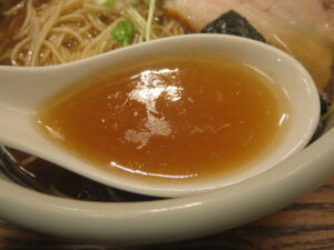 中華そば@立ち喰い蕎麦 久庵（西武新宿駅）スープ