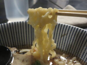 らーめん（5分咲き）@らーめん 蔵（烏丸駅）麺