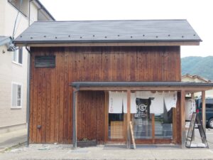 土鍋味噌豚骨（こってり・普通）@長野土鍋ラーメン たけさん 小布施本店（小布施駅）外観