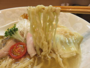 雲吞塩そば（手揉み麺）@小麦そば 池（松本駅）麺