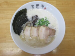 黒豚らーめん@麺処 金田家 本店（行橋駅）ビジュアル：トップ