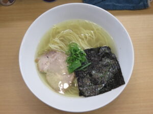 塩ラーメン@ラーメン ヒズミ（板橋本町駅）ビジュアル：トップ