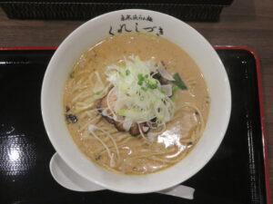 醤油白湯らぁ麺@自然派らぁ麺 くれしづき 新宿早稲田店（早稲田駅）ビジュアル：トップ