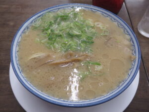 ラーメン@元祖赤のれん 雄ちゃんラーメン（竹下駅）ビジュアル