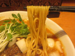 玉ねぎ担々麺@担々麺 空星（駒込駅）麺