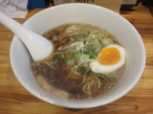 醤油ラーメン@Ramen Bar ざぶとん（池上駅）ビジュアル