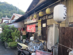 （特製）ミックスラーメン@宝来軒（大月駅）外観