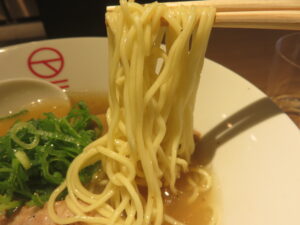 中華そば@Ramen Rouge（武蔵野台駅）麺