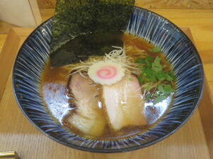 醤油ラーメン@JAPANESE RAMEN マンちゃん 住吉店（住吉駅）ビジュアル