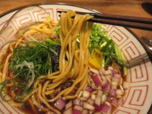 鴨と芹のらぁ麺@らぁ麺 かりよん（仮）（泉岳寺）麺