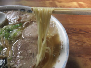 ラーメン@チーナン食堂（福島県いわき市）麺