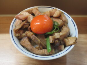 中華そば@創作麺 ひとすじ（方南町駅）炙り肉玉丼