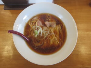 醤油らぁ麺@らぁ麺 行田屋（武州荒木駅）ビジュアル：トップ