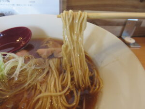 醤油らぁ麺@らぁ麺 行田屋（武州荒木駅）麺