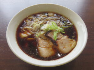 醤油らーめん@自家製麺 らーめん 木陰（物井駅）ビジュアル