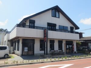 辛タンメン＋明日葉削り節@蓮華（東京都八丈町）外観