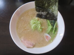 豚骨ラーメン@麺や 誠（鎌ヶ谷大仏駅）ビジュアル：トップ
