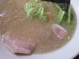 豚骨ラーメン@麺や 誠（鎌ヶ谷大仏駅）具