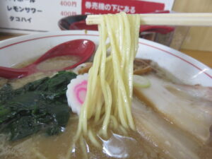 極み魚介そば@ラーメン専門店 知（五香駅）麺