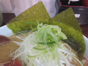 みそらーめん@味噌専門 らーめん 味来（東新宿駅）具：海苔