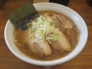 ラーメン@麺処 若（新潟県佐渡市）ビジュアル