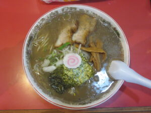 濃厚煮干しラーメン（ニューワールド）@中華そば 亀屋（直江津駅）ビジュアル：トップ