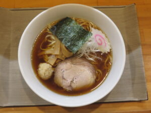 醤油らーめん@つけ蕎麦 中華蕎麦 尚念（南松本駅）ビジュアル：トップ