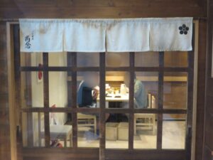 醤油らーめん@つけ蕎麦 中華蕎麦 尚念（南松本駅）店頭
