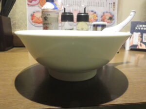 ラーメン@佐野らーめん 永純（池尻大橋駅）ビジュアル：サイド