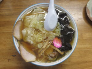 ワンタンメン（醤油）@にのみやラーメン（根室駅）ビジュアル：トップ