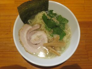 真鯛豚骨中華蕎麦（並）@真鯛豚骨中華蕎麦 一潮（東長崎駅）ビジュアル：トップ