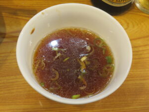 パクリアン（辛い）@炒飯と新潟中華そば 我武者羅 方南通り店（中野新橋駅）スープ