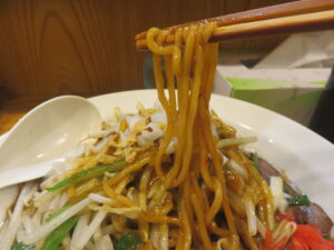 パクリアン（辛い）@炒飯と新潟中華そば 我武者羅 方南通り店（中野新橋駅）麺