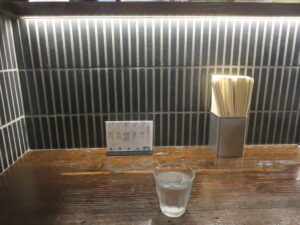 塩らぁ麺@MENSHO District（代々木上原駅）卓上